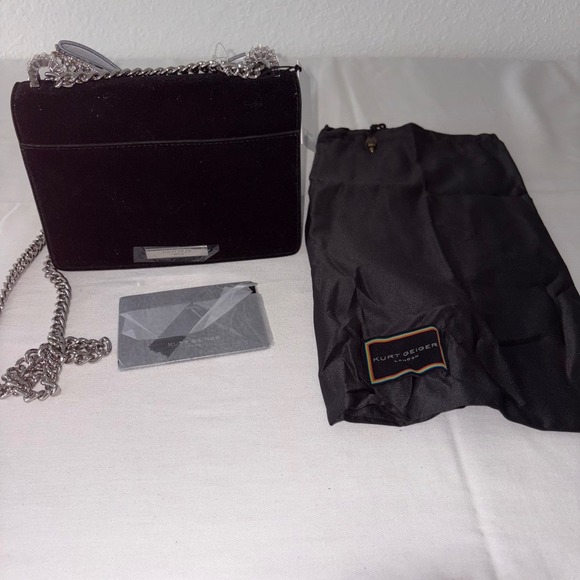 Kurt Geiger Black Velvet Crystal Bow Crossbody Bag Mini Shoulder Chain Purse new - Picture 4 of 8